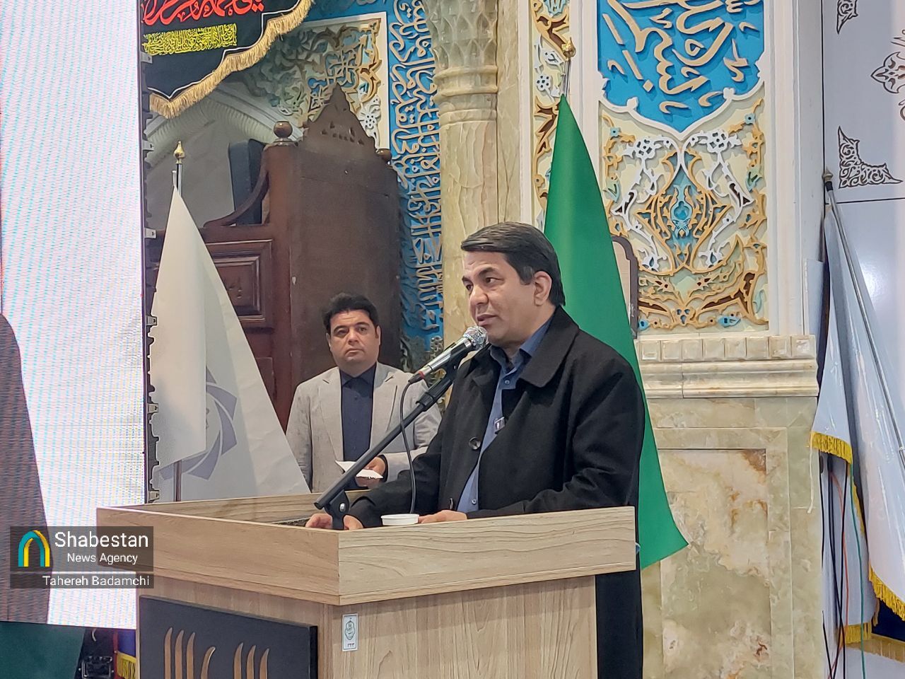 شب شعر و رونمایی از کتاب در کرمان