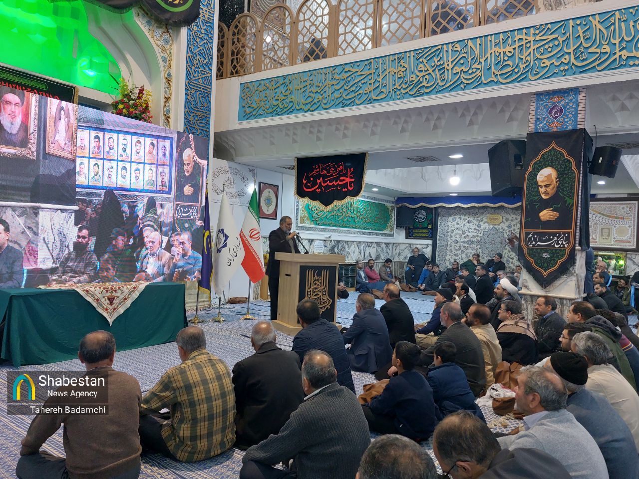 شب شعر و رونمایی از کتاب در کرمان