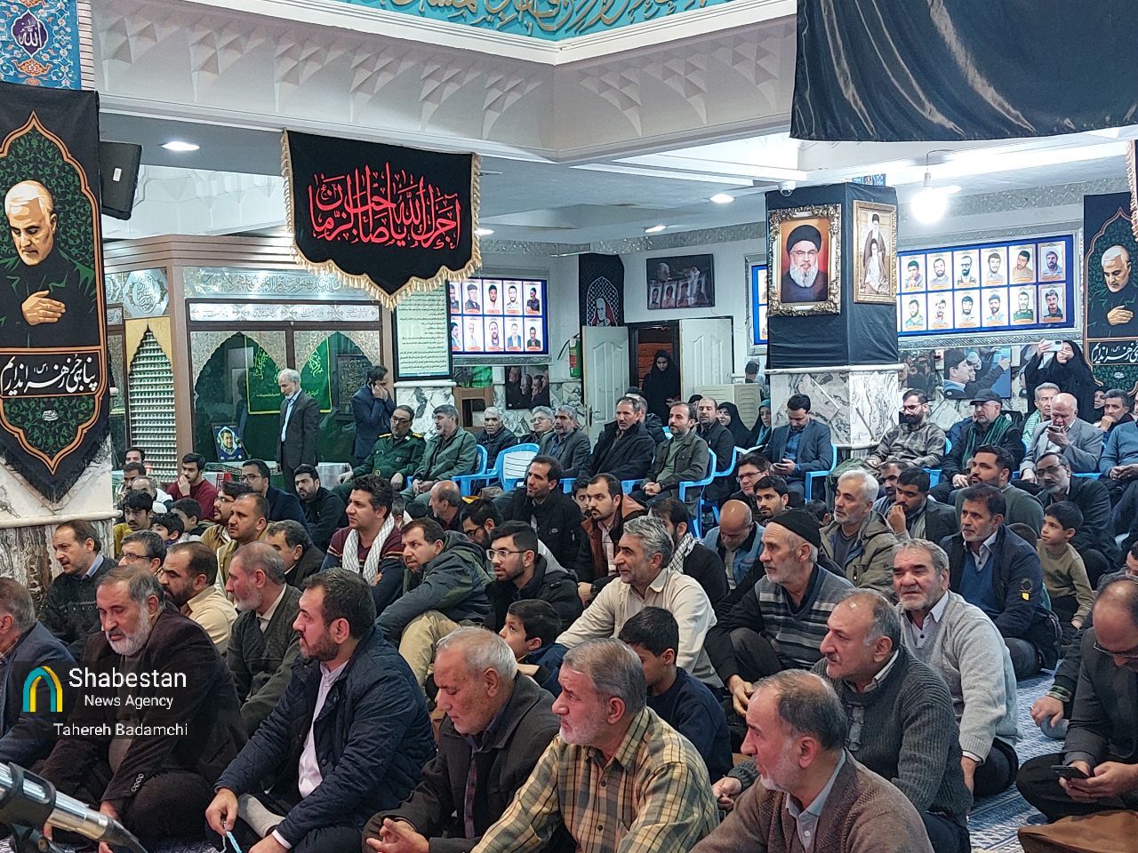 شب شعر و رونمایی از کتاب در کرمان