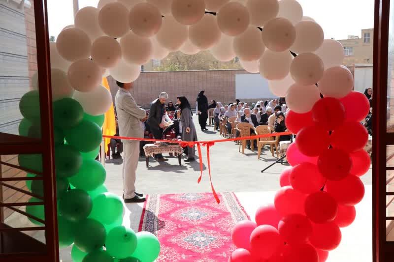 رویش بذر امید در دست سخاوت خیرین