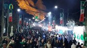 لحظاتی از حال و هوای طریق‌الشهداء کرمان در شب سالگرد حاج‌قاسم
