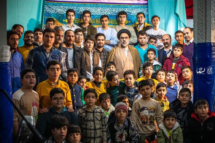 مساجد استان میزبان جشن‌های پرشور میلاد حضرت علی(ع) و روز پدر شدند