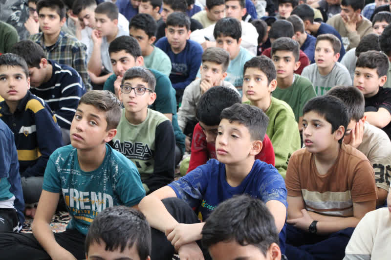 روایت خلوت عاشقانه نسلها در ۱۷۰ مسجد همدان