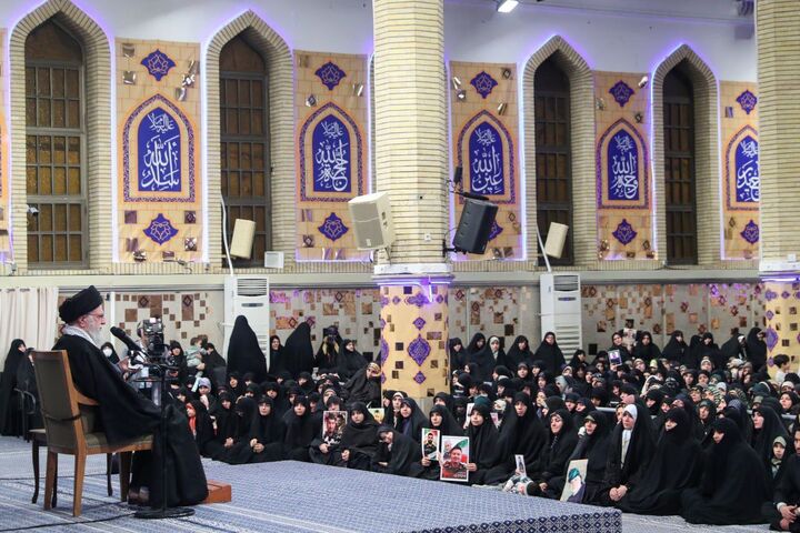 رهبر انقلاب: امروز مردم ایران، آمریکا را می‌شناسند