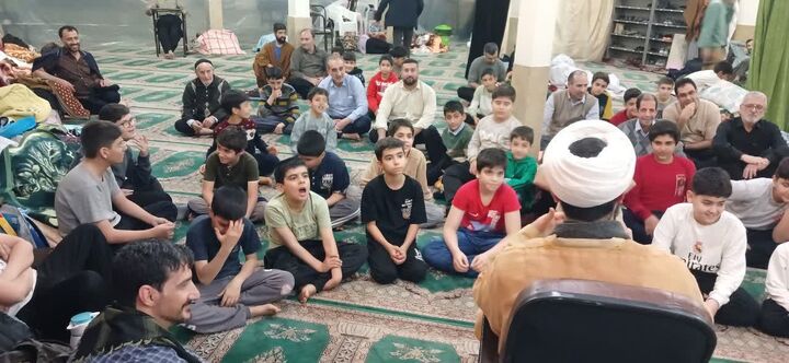 روایت خلوت عاشقانه نسل‌ها در ۱۷۰ مسجد همدان