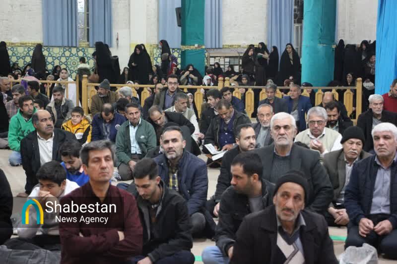 نصفجهان یکپارچه شور و شوق به یمن میلاد مولود کعبه