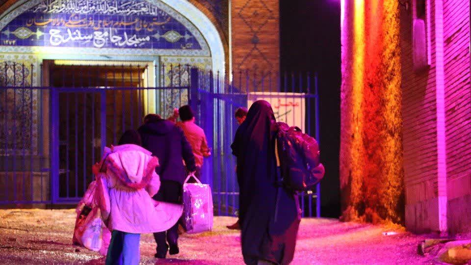 خلوتی برای بازگشت؛ روایت اعتکاف در مسجد جامع سنندج و ۳۵ مسجد کردستان