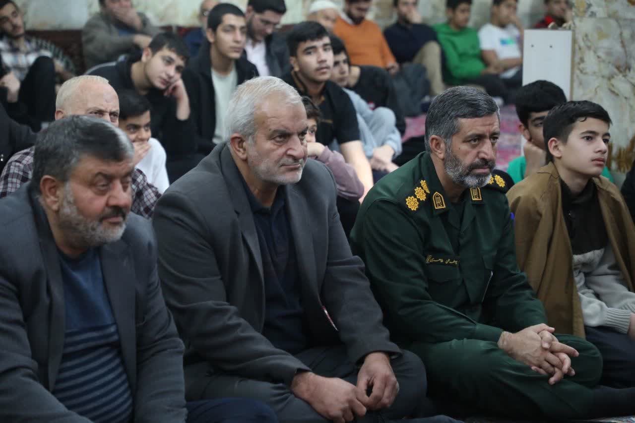 خلوتنشینی اعتکاف فرصتی برای تأمل و تفکر در عظمت پروردگار است