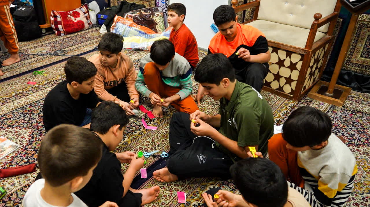 کارگاه همدلی پدر و پسری در اعتکاف رشت