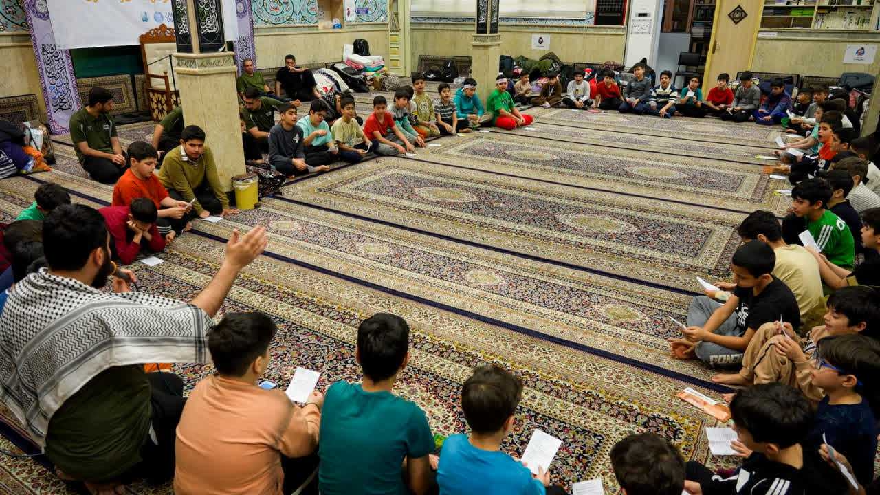 کارگاه همدلی پدر و پسری در اعتکاف رشت