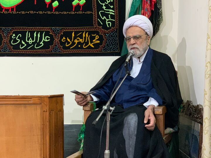 اعتکاف سنگر مقابله با تهاجم فرهنگی است 