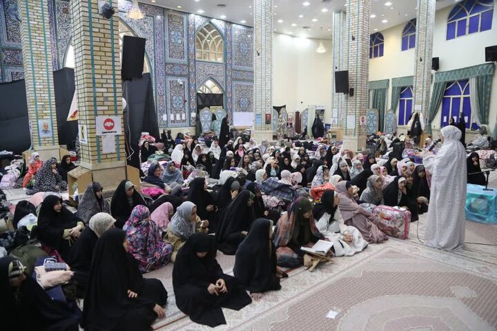 مسجد جامع خرمشهر موزه ملی انقلاب میزبان اعتکاف دختران