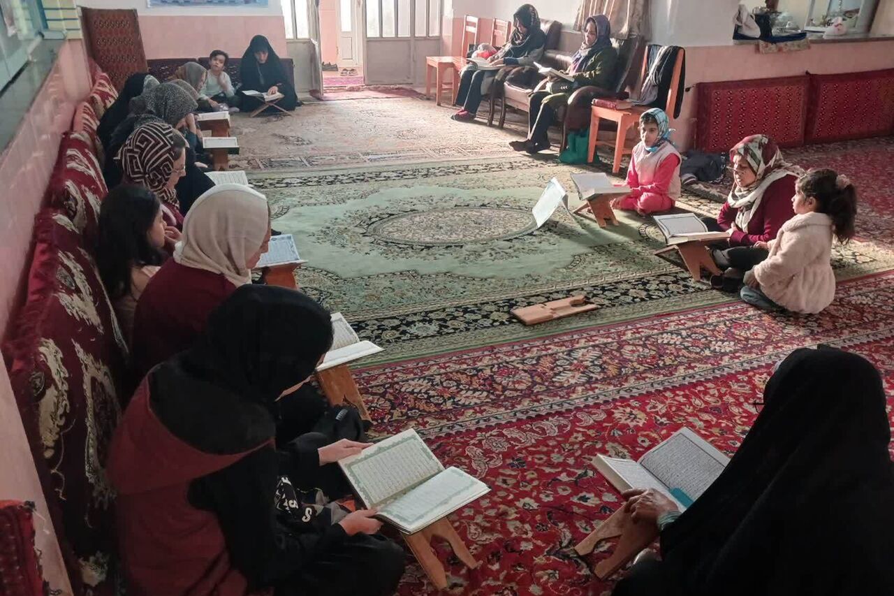 محفل انس با قرآن به یاد سردار سلیمانی در کانون جماران گرگان