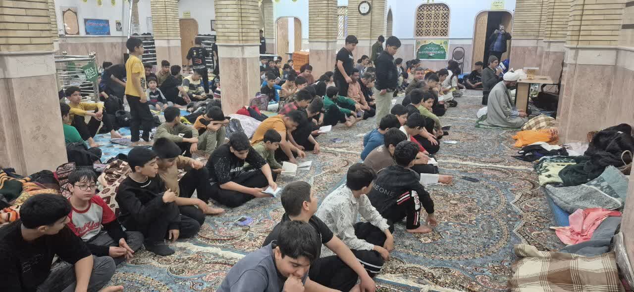 استقبال ۴ هزار و ۹۱۷ نفر از آیین معنوی اعتکاف در آران و بیدگل/ سهم دانش آموزان بیش از ۷۰ درصد شد