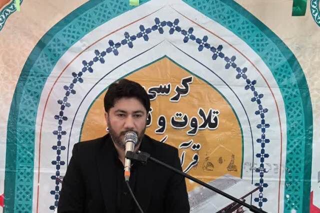 شور معنوی در اعتکاف دانشآموزی دوزین مینودشت