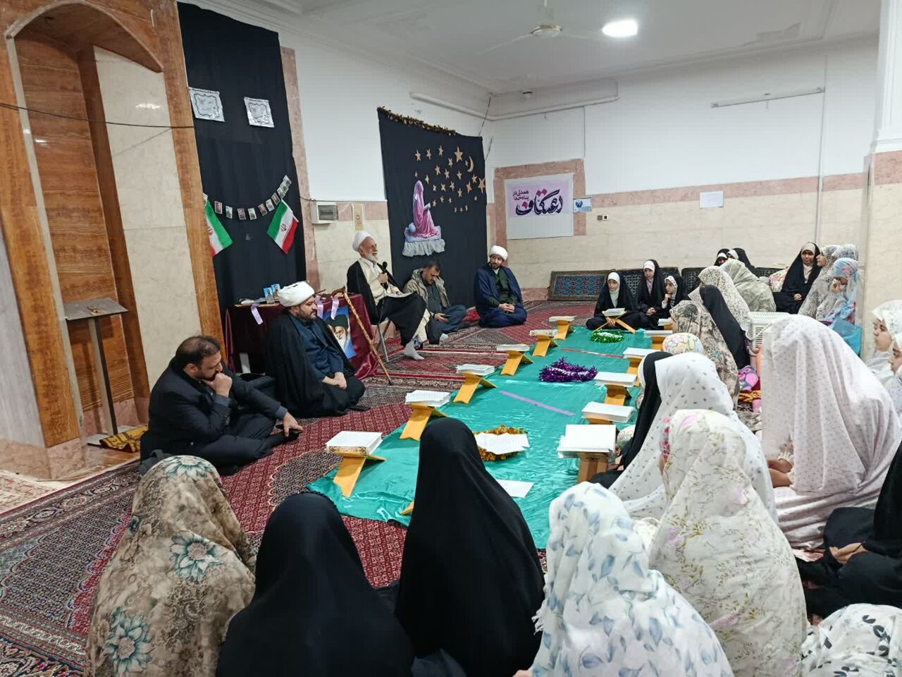 اعتکاف، فرصتی برای انس با قرآن و رشد معنوی