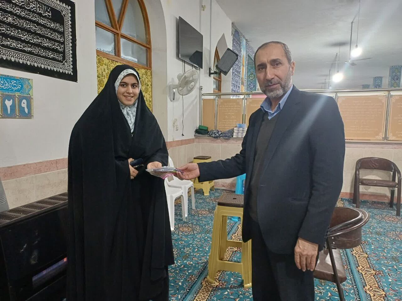 آمدم که انسان بهتری برگردم