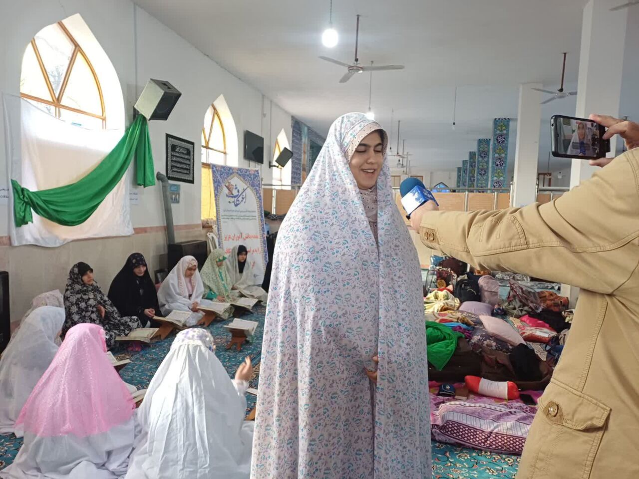 آمدم که انسان بهتری برگردم