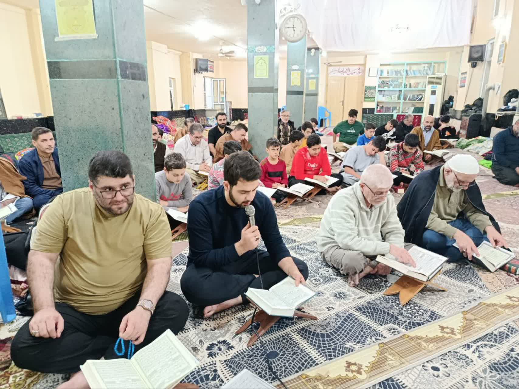 برگزاری آیین معنوی اعتکاف&nbsp;در مسجد جامع اباتر صومعه‌سرا