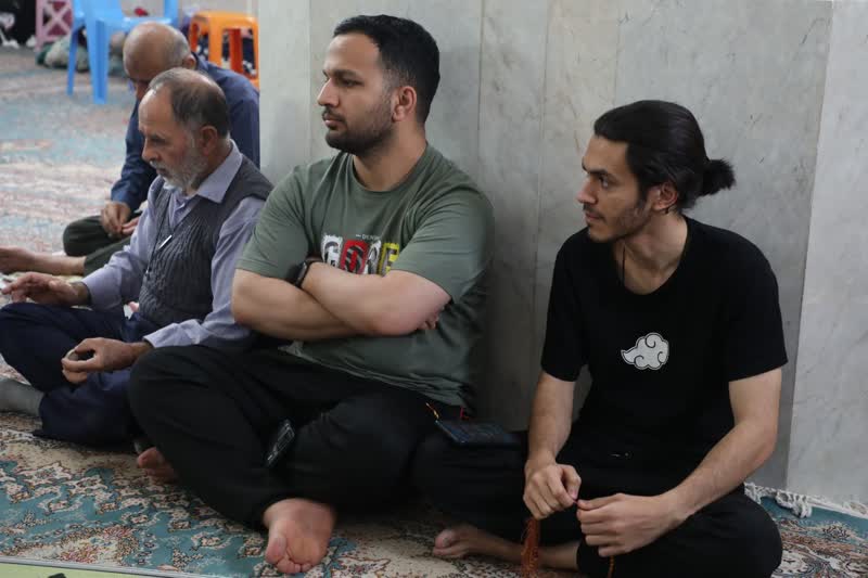 امام خامنهای(مدظله العالی) سکاندار و ناخدای کشتی انقلاب اسلامی است