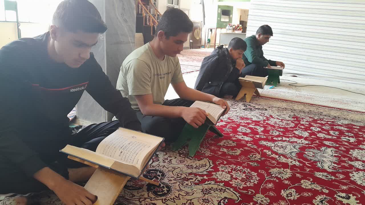 توجه ویژه بچهمسجدیهای پلدختر به قرآن در ایام اعتکاف