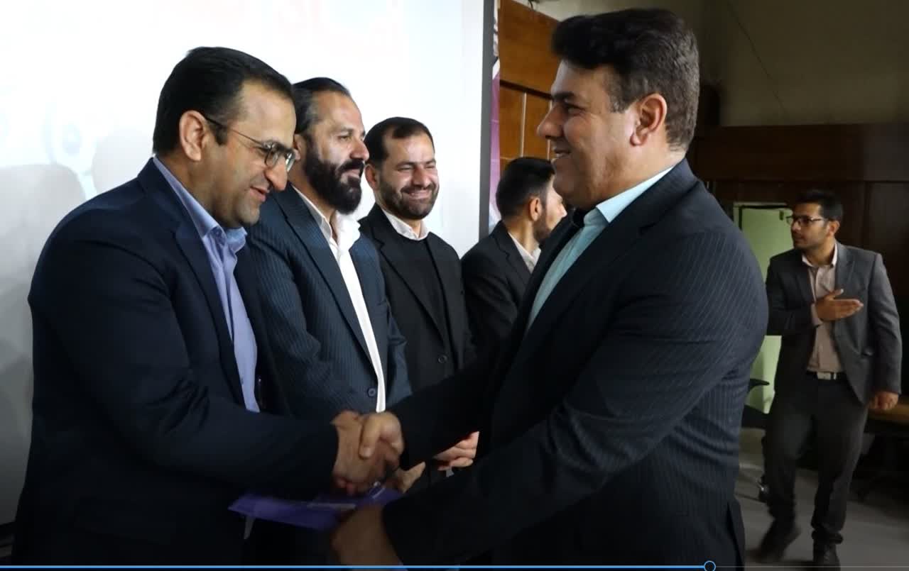 هر تصمیم و انتخابی در مسیر تربیت نسل آینده، باید شایسته فداکاریهای شهدا باشد