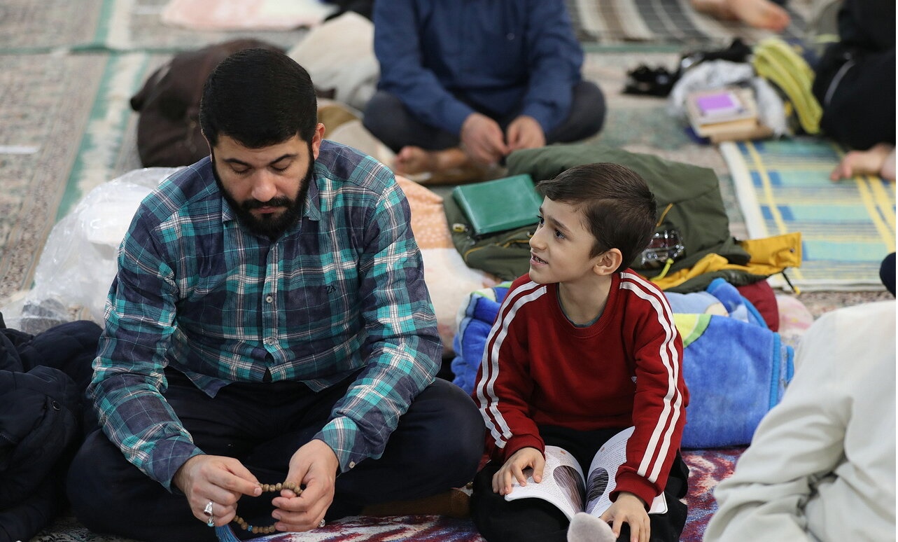 اعتکاف؛ تمرین آرامش ذهنی و تقویت روحیه معنوی/مسجد باید کانون رشد شخصیت معنوی و اجتماعی افراد جامعه محسوب شود