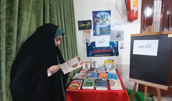 «اعتکاف اندیشه‌ها» در نوشهر؛ هم‌نشینی عبادت و کتاب برای دانش‌آموزان معتکف