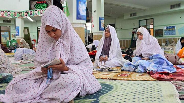 ارتباط اینترنتی با اعتکاف دانش‌آموزی در «مثبت آموزش»