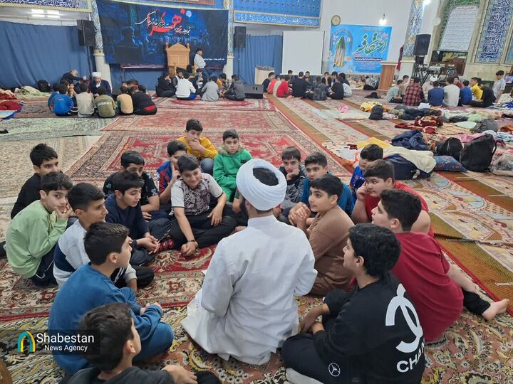 اعتکاف مقدمه‌ای برای حضور آگاهانه و مسئولانه در جامعه است