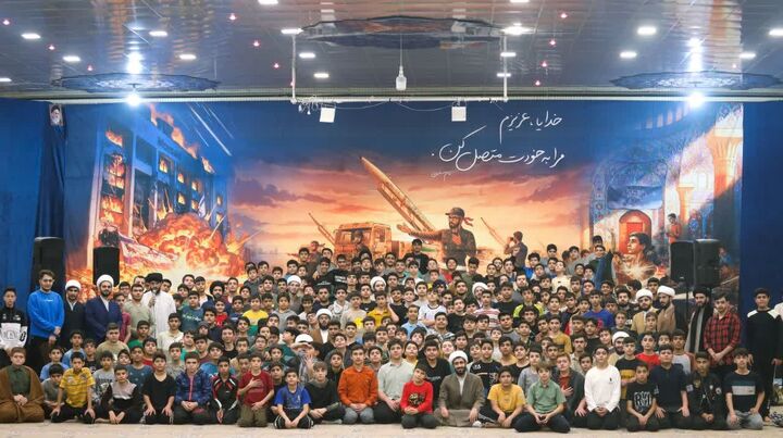 حضور پُرشور ۲۸۰ نوجوان در اعتکاف مسجدالنبی(ص) طاقبستان