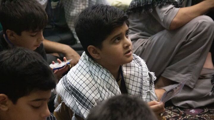 اعتکاف دانش‌آموزی در مسجدالنبی(ص) بروجرد