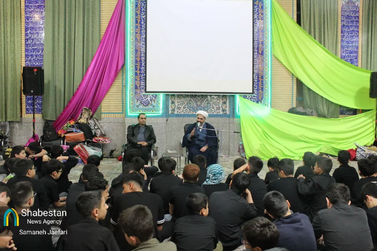 پیوند با مسجد باعث محفوظ ماندن از آسیبهای اجتماعی میشود