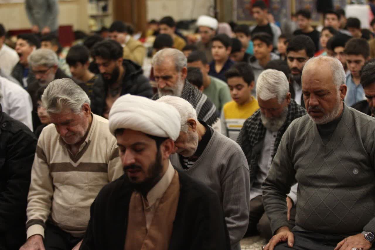حضور پُرشور ۲۸۰ نوجوان در اعتکاف مسجدالنبی(ص) طاقبستان