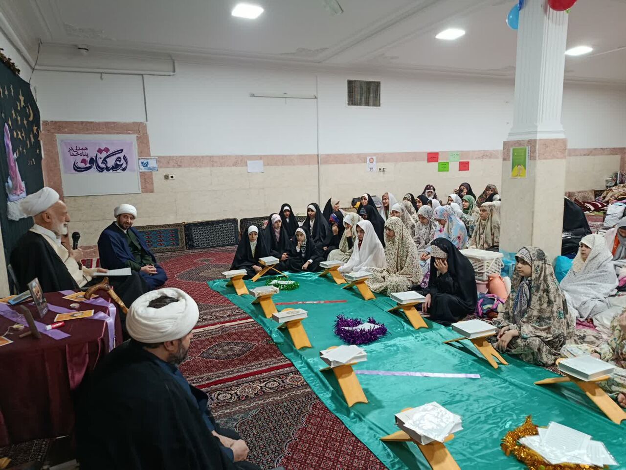 اعتکاف راه بازگشت به مسجد را نشانمان داد/توصیههای آیتالله دری نجفآبادی برای تبدیل مسجد به پایگاه امید