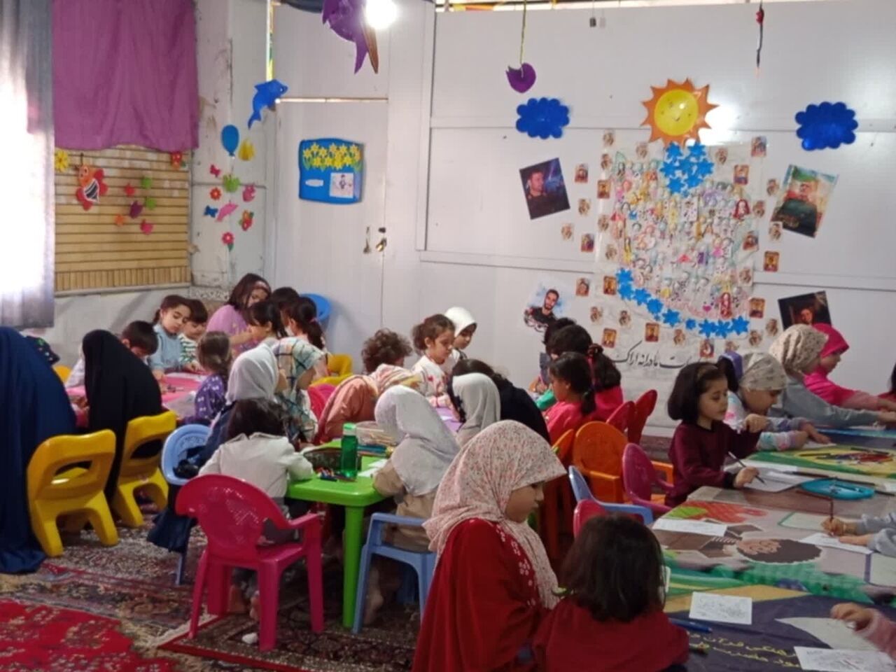 اعتکاف مادرانه در مسجد قبا؛ تلفیق معنویت و آموزش در آغوش خانواده