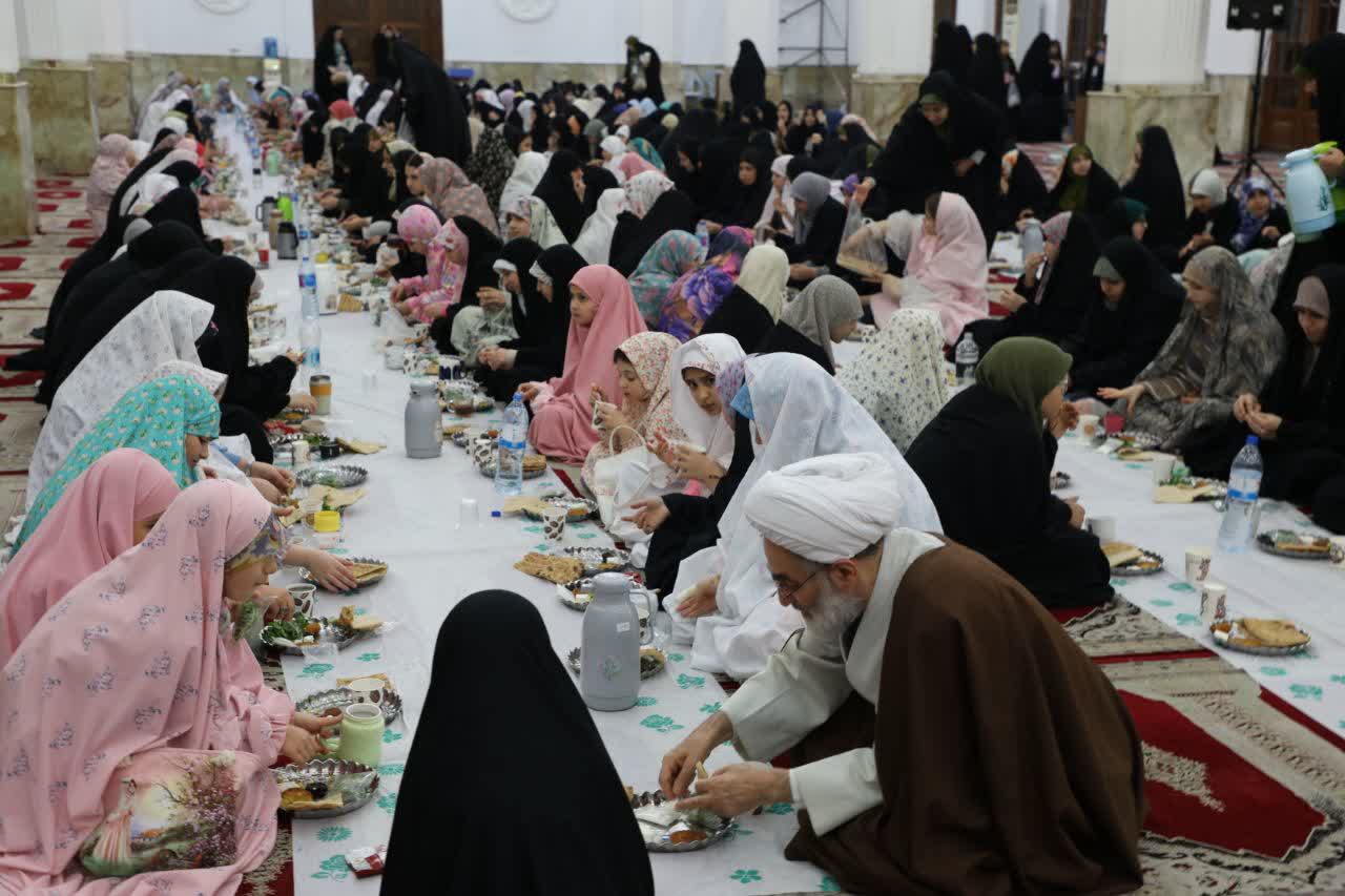 پایان اعتکاف و پرواز سه‌روزه روح در مدرسه مصلی