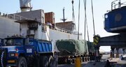 تخلیه دو محموله سنگین در بندر شهید رجایی