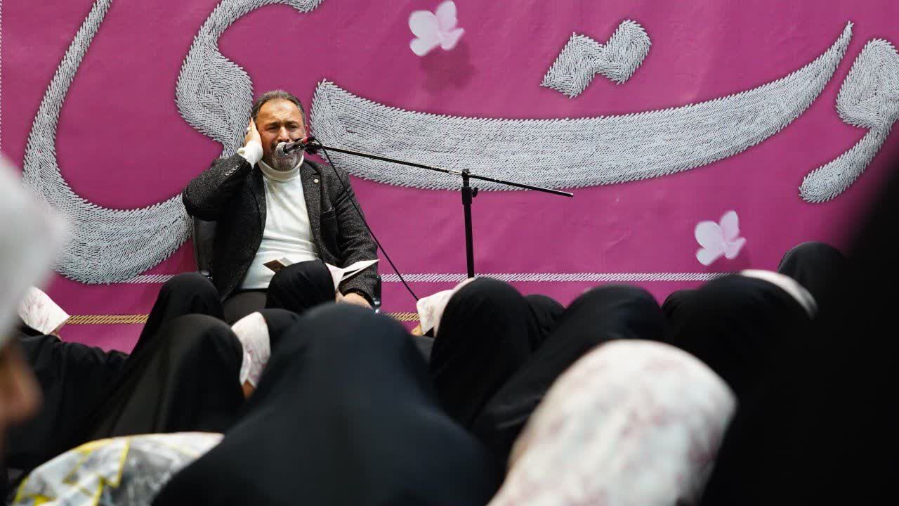 شبستان - خلوت بهشتی دختران نوجوان در مسجد صادق آل محمد(ص) جنتآباد