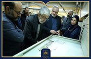 بازدید غلامعلی حداد عادل از گنجینه سازمان اسناد و کتابخانه ملی ایران