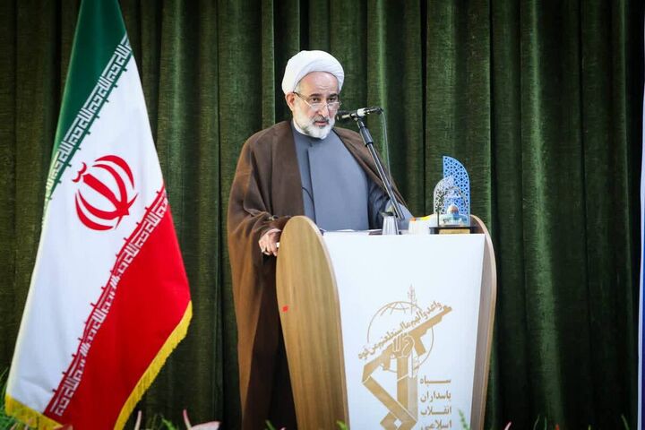بیش از ۷۰ درصد کارکنان سپاه در نماز جماعت شرکت می‌کنند