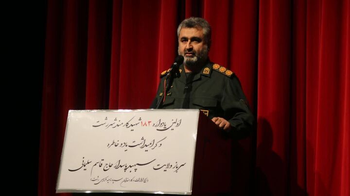 شهید سلیمانی مجاهدی رشید و رزمنده‌ای فرا زمینی بود