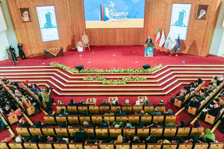 ایران سرزمین قصه و سوژه است