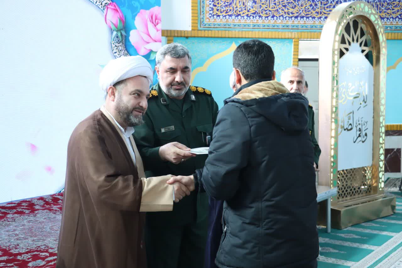 نماز مکتب تربیت انسان است