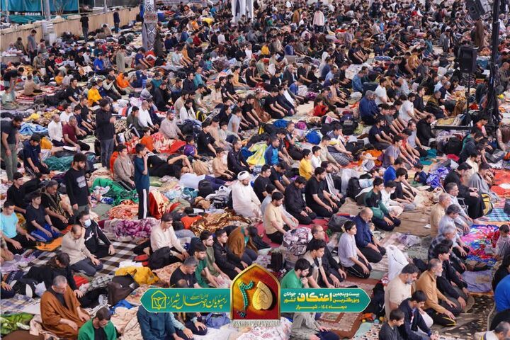 رشد دوبرابری حضور دانش‌آموزان فارس در مراسم اعتکاف