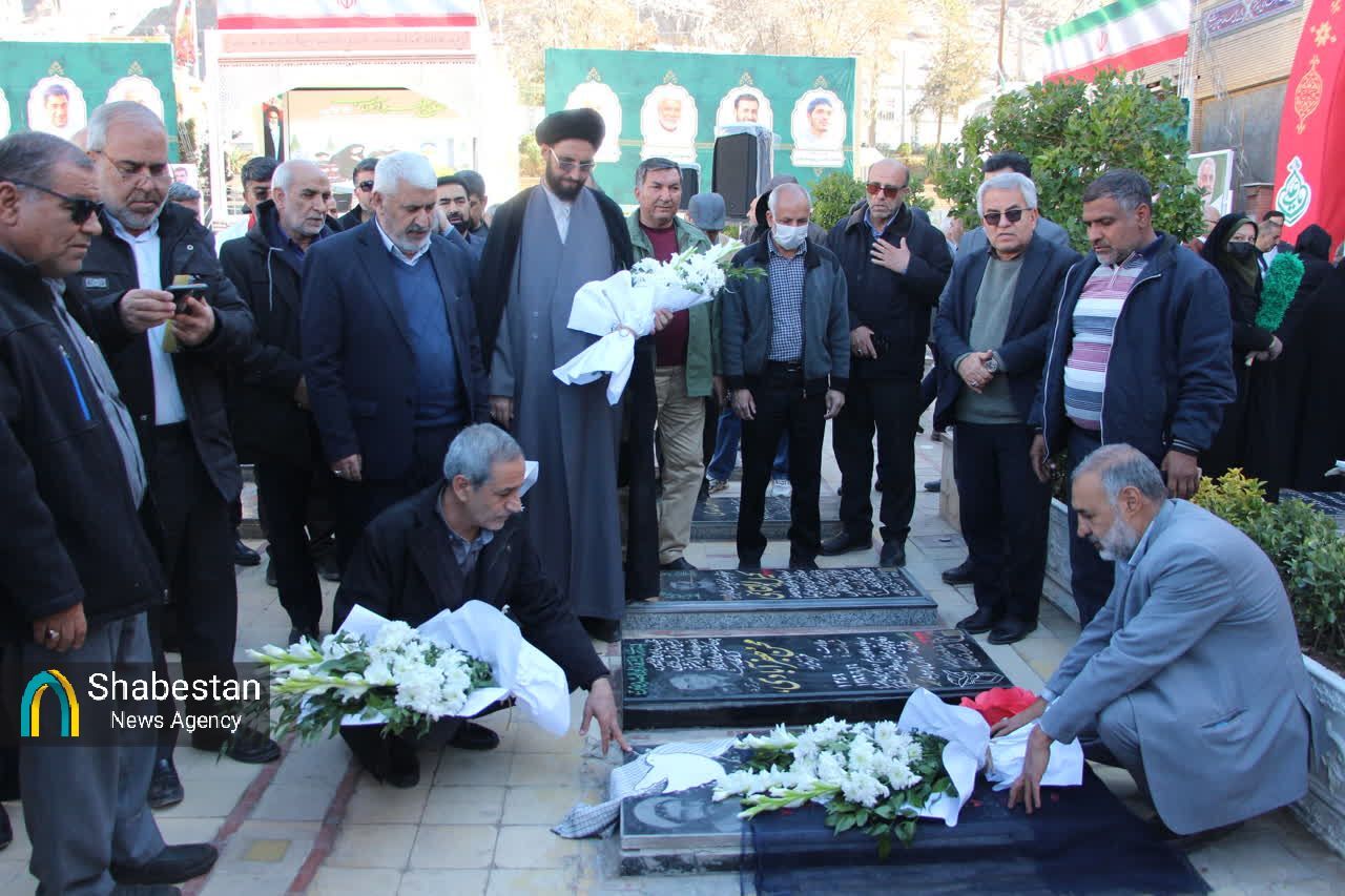 «عطر طلوع آفتاب» نخستین رویداد کنگره شهدای غریبِ در اسارت برگزار شد