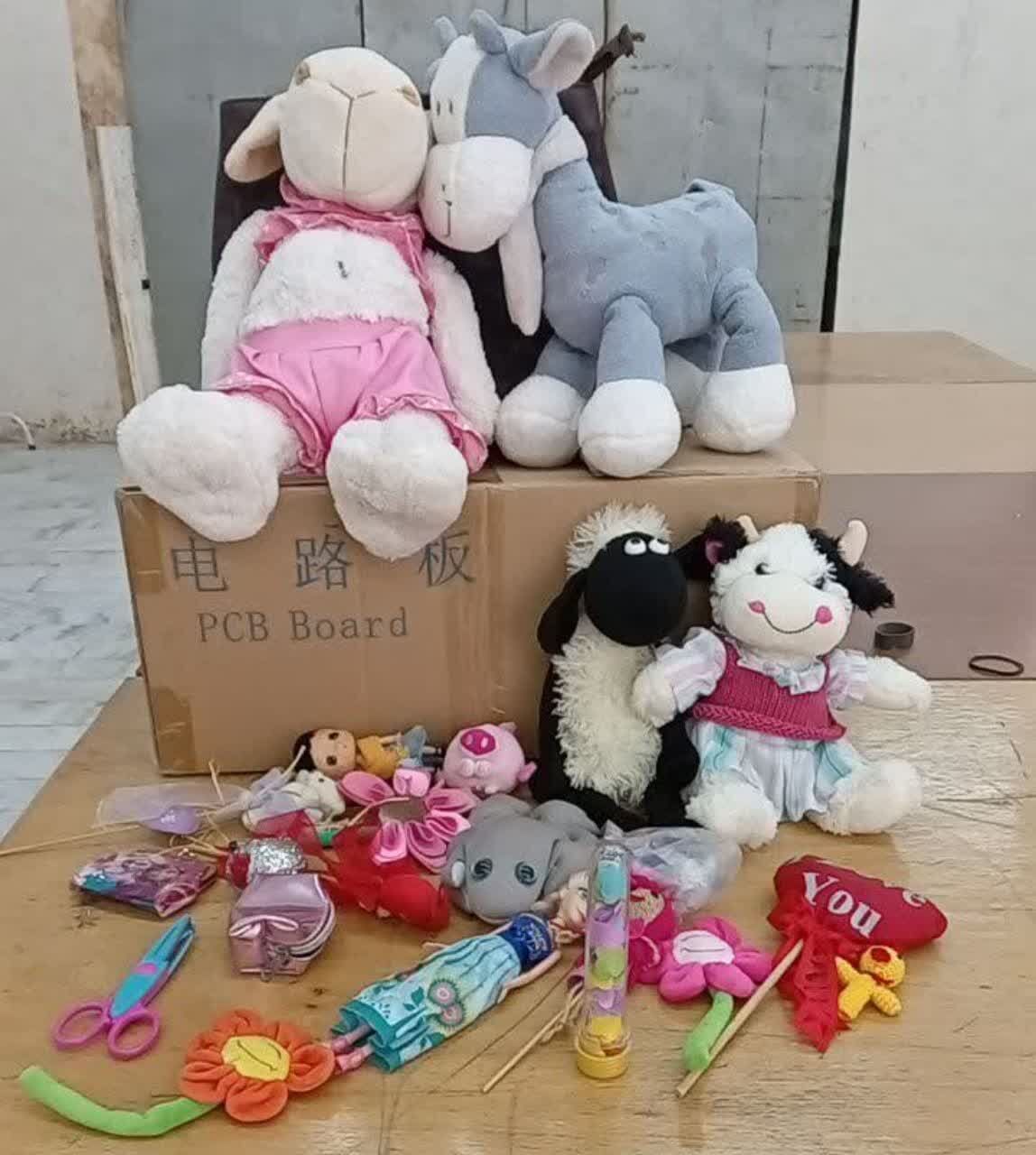 سومین مرحله کمک بچه‌های مسجدی محله عبادی مشهد به خانواده‌های نیازمند