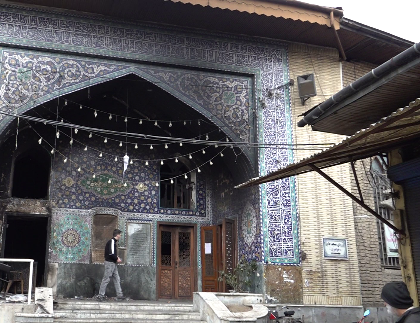 هتک حرمت به ۲۶ مسجد در گیلان در اغتشاشات اخیر