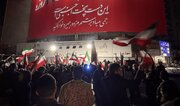 مردم تهران در محکومیت اقدامات تروریستی اغتشاشگران به خیابان آمدند/اهتزاز پرچم ایران در خیابان های پایتخت