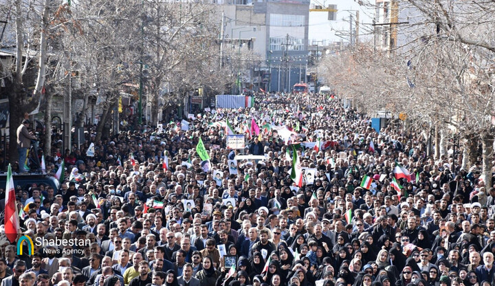 راهپیمایی مردم بجنورد در محکومیت توهین به قرآن و اغتشاشات اخیر